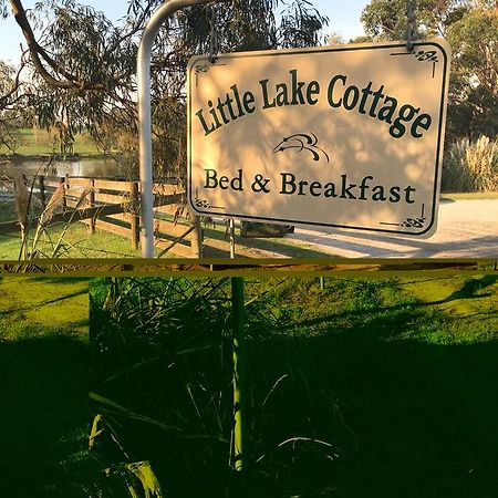 Little Lake Cottage Nyora Exteriér fotografie