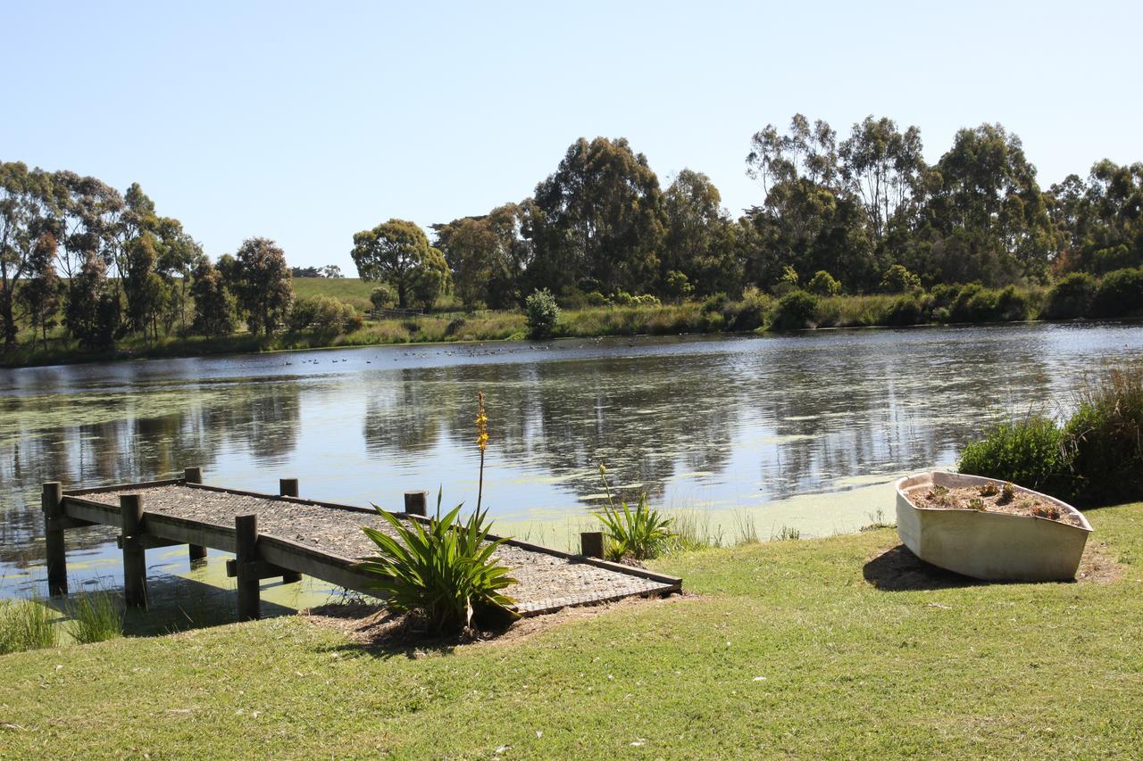 Little Lake Cottage Nyora Exteriér fotografie
